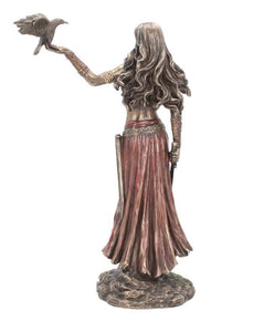 Morrigan & Crow Celtic Goddess (28cm)